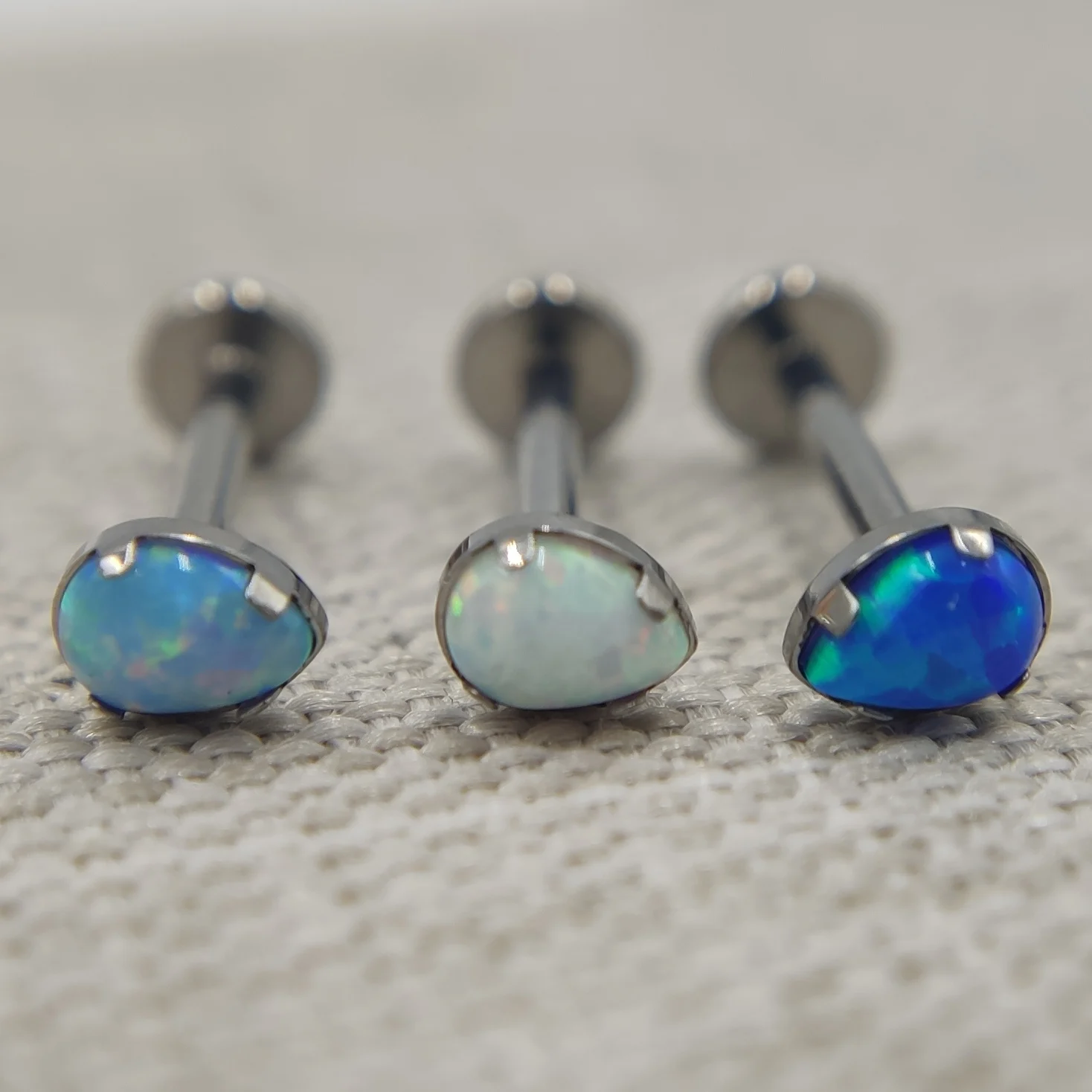 

16G Implant Grade Titanium ASTM F136 Internal Thread Teardrop Opal Labret for Daith Tongue Lip Conch Cartilage Helix Piercing