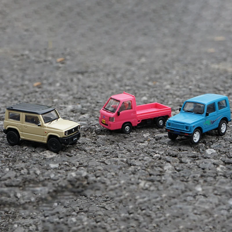 Коллекционная модель автомобиля Suzuki Jimny