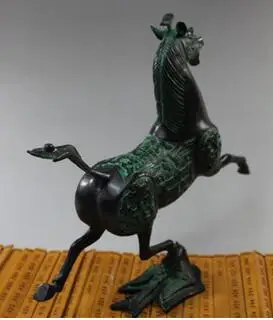 

Antique bronze horse riding Chebi Ma Chao Longque Home Furnishing decoration brass ornaments auspicious feng shui
