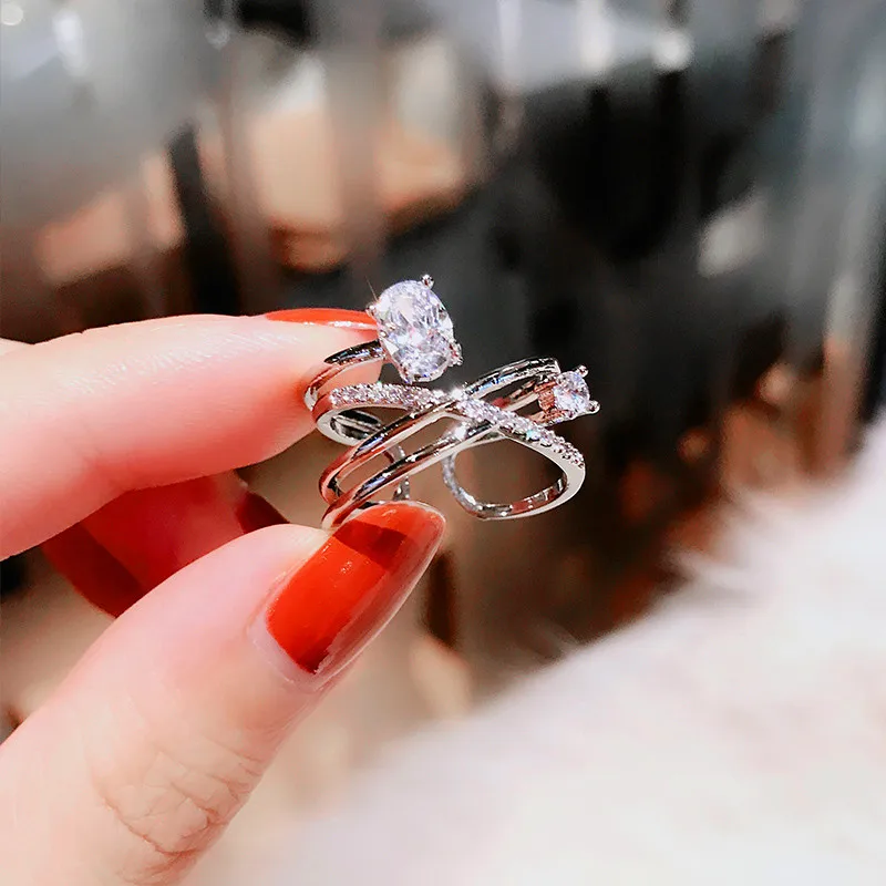 Роскошное женское кольцо с белым овальным цирконом милый серебристый цвет