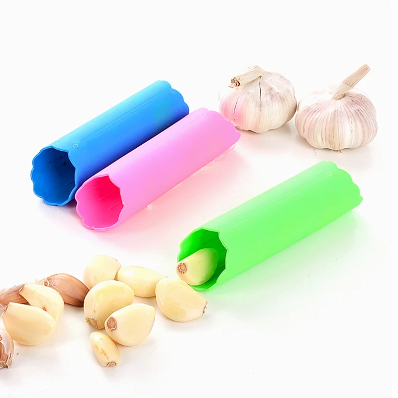 Random Color(1pcs) 1 шт., силиконовая Овощечистка для чеснока, пластиковая Овощечистка для чеснока, кухонные инструменты, аксессуары, хороший кухонный помощник, пилинг чеснока - Цвет: Random Color(1pcs)