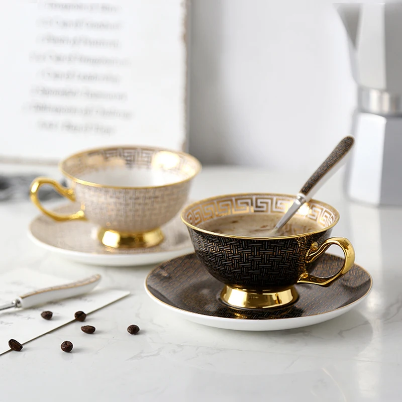 

Top-quality bone china tea cup set Classic grid couple coffee cup set European gilt coffee cup afternoon tea cup set drinkware