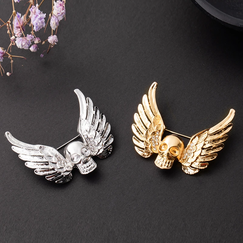 Мужская брошь в стиле панк ретро с изображением крыльев демона черепа и стразы