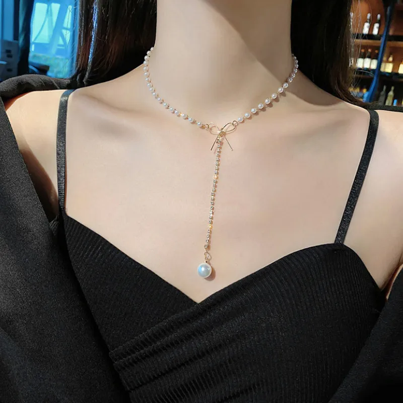 

New Fashion Temperament Clavicle Chain Pearl Bowknot Necklace