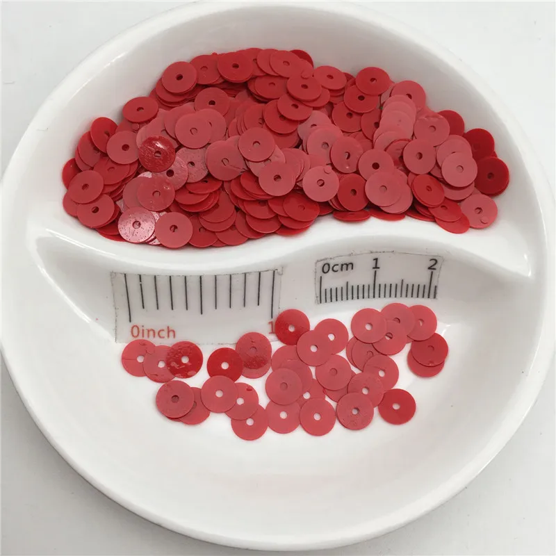 Solid Red 4 мм 6 мм плоский круглый сплошной ПВХ блестки шитье ремесло для свадебного украшения одежды платье колпачки для обуви DIY - Цвет: Solid Red