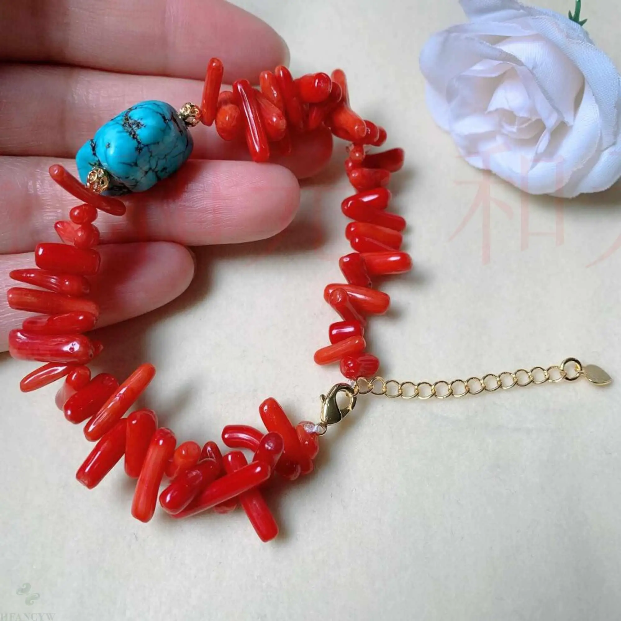 

Fashion natural Blue Turquoise Red Coral Gold bracelet gift Bohemia Emotional Glowing Relief spread Blessing Wrist Pray