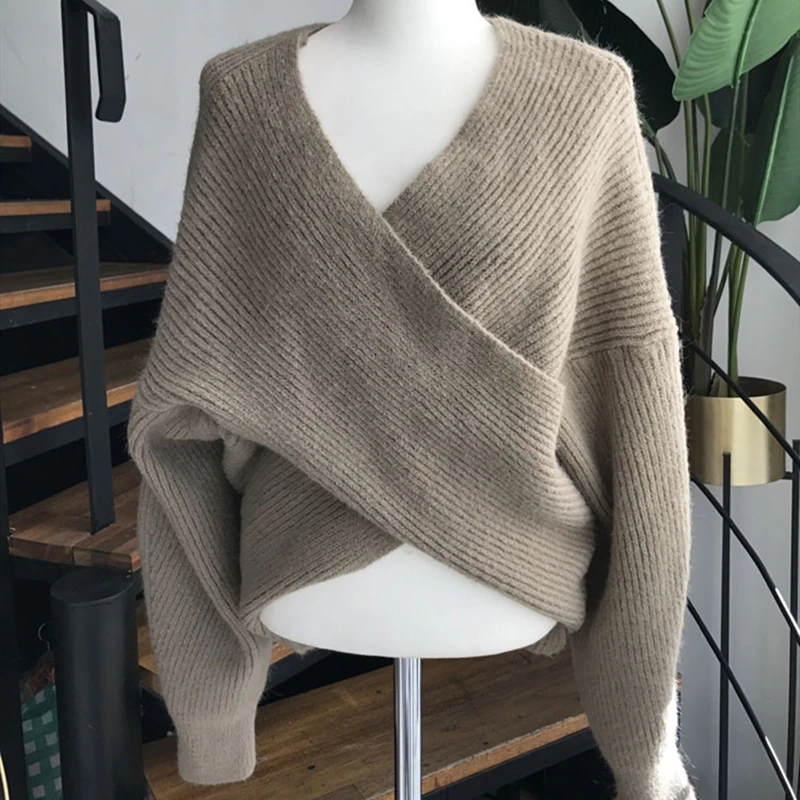

Autumn Winter Sweater Pullover Women Korean Style Cross Personality Pullovers Elegant Black V Neck Bat Sleeve Kintted Sweaters