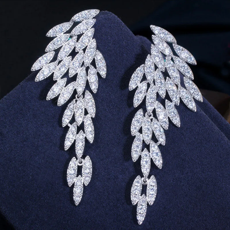 Женские винтажные серьги Pera длинные в форме крыла с кубическим цирконием 18