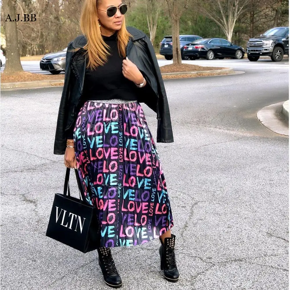 

European and American casual letter printed skirt fashion loose pleated women's mid length skirt