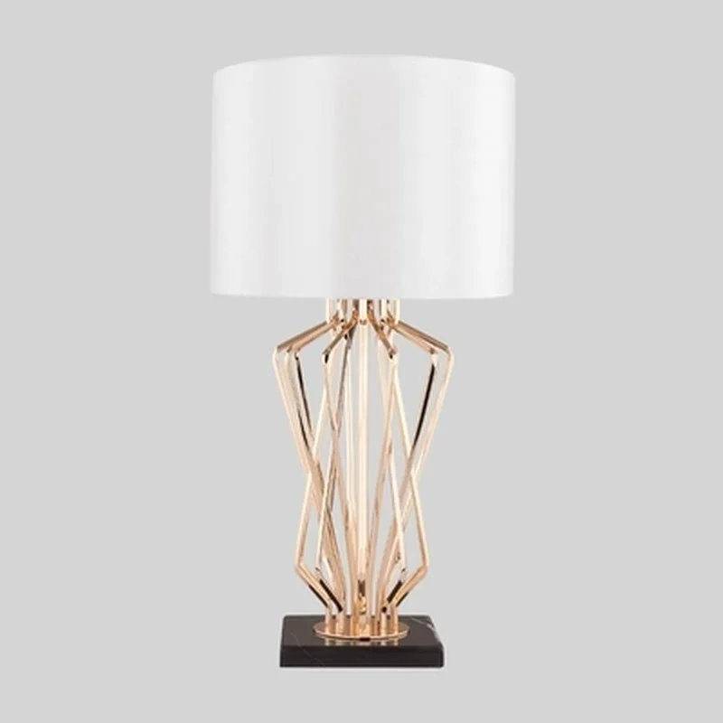 Современная настольная лампа с мраморной подставкой оригинальность металла