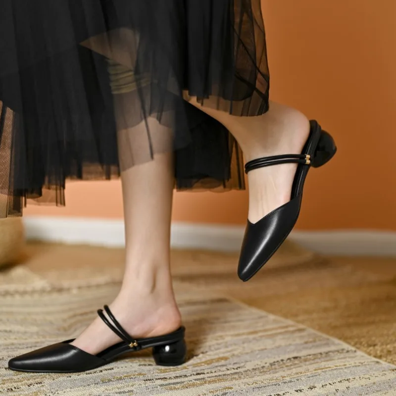 

2021 New Leisure Shoes Pointed With Thick With Baotou The Shallow Mouth Soft Bottom Versatile Casual Fashion