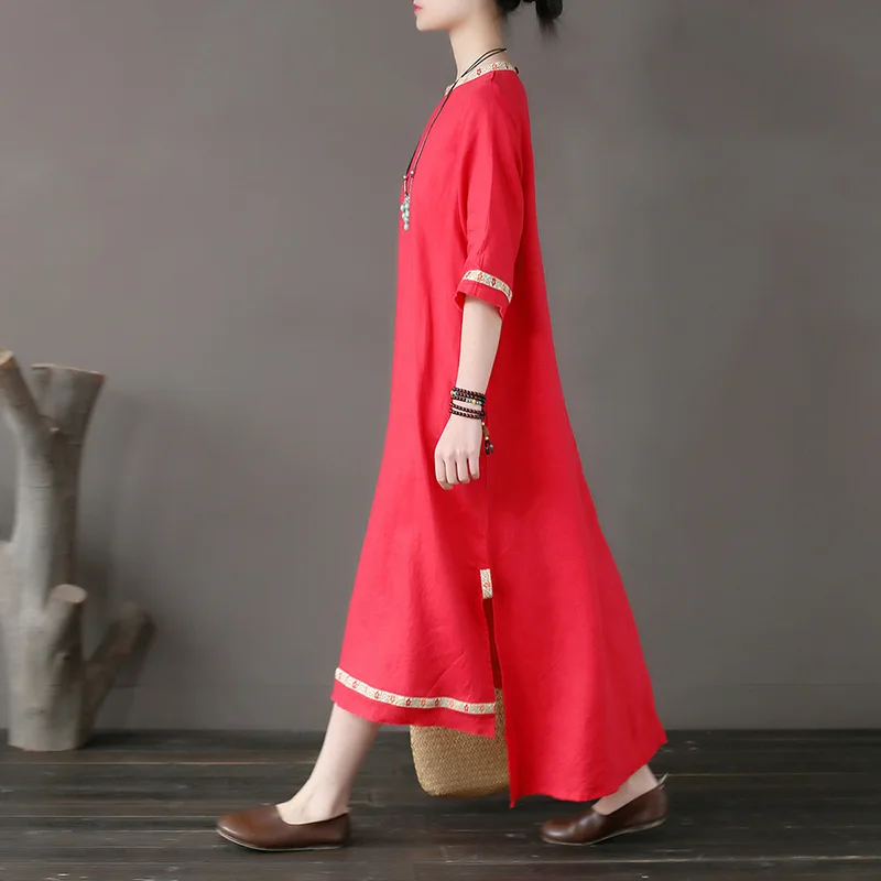 Оригинальное женское платье в национальном стиле льняное с вышивкой и свободный