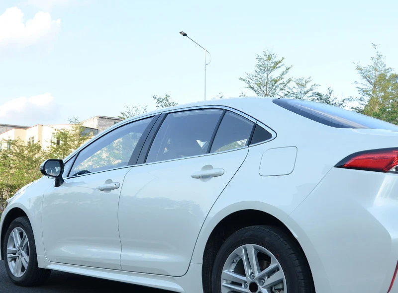 Для Toyota Corolla E210 SEDAN 2018-2021 наклейка из нержавеющей стали на боковые двери полную