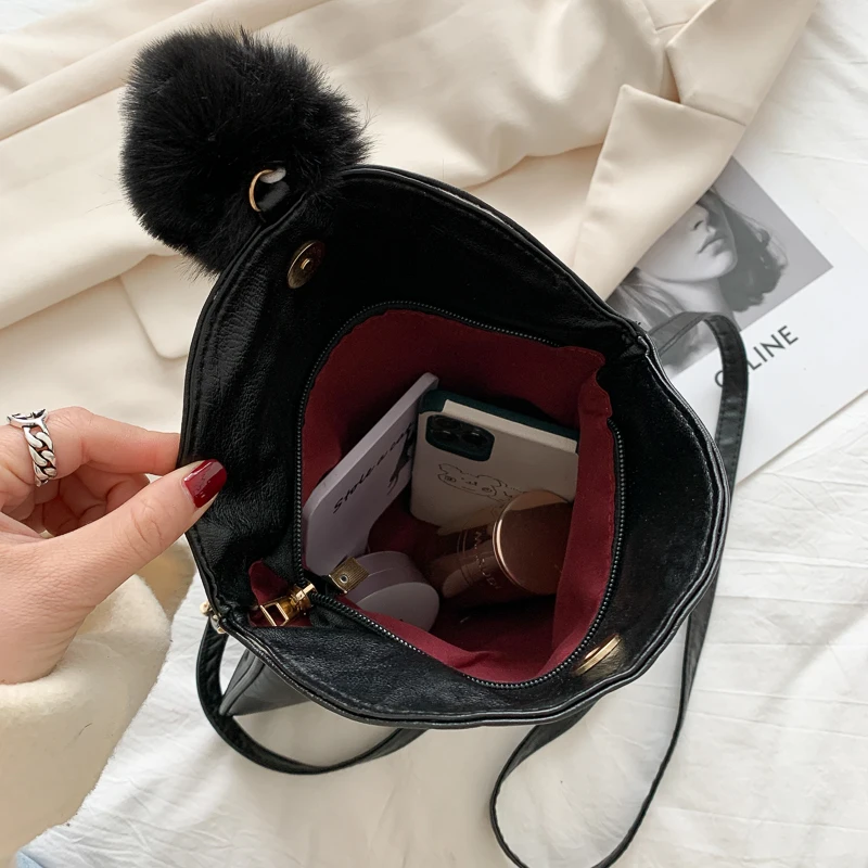 

Women's Handbags