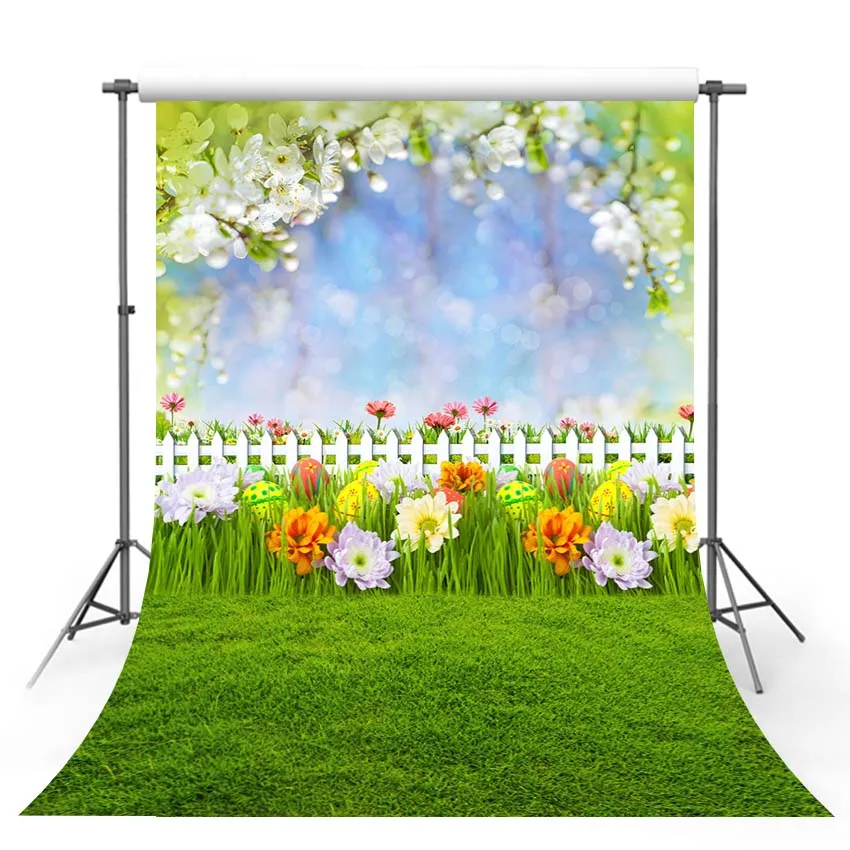 Пасхальный фон для фотосъемки весенние цветы цветные яйца кролик зеленая трава