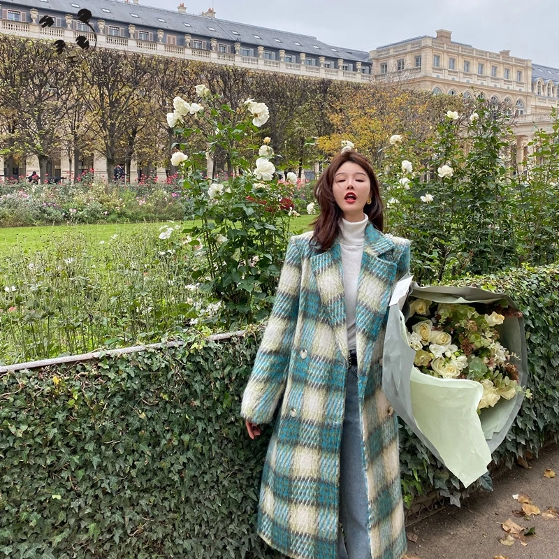 Зимнее бархатное пальто в клетку женские теплые клетчатые шерстяные с отложным