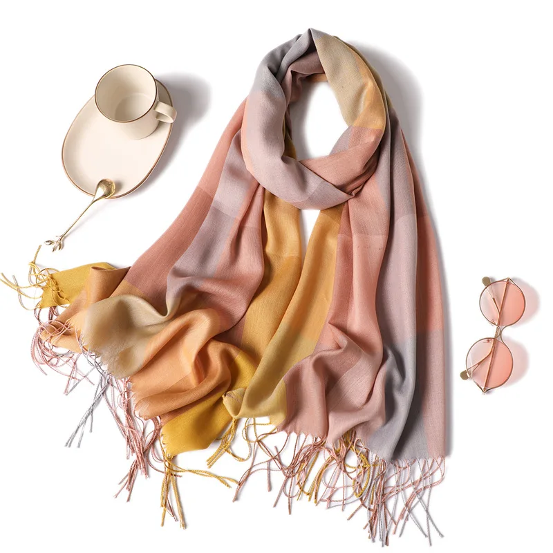 

Nieuwe Winter Sjaals Voor Vrouwen Mode Plaid Sjaals En Wraps Kwasten Lange Hijab Hoge Kwaliteit Foulard Echarpe Femme Pashmina