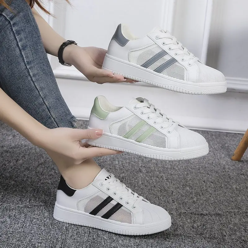 

2021 New Women Single Shoes Round Head Lace Up Small White Shoes Breathable Mesh Leisure Sports Shoes Flat Women Board Shoes