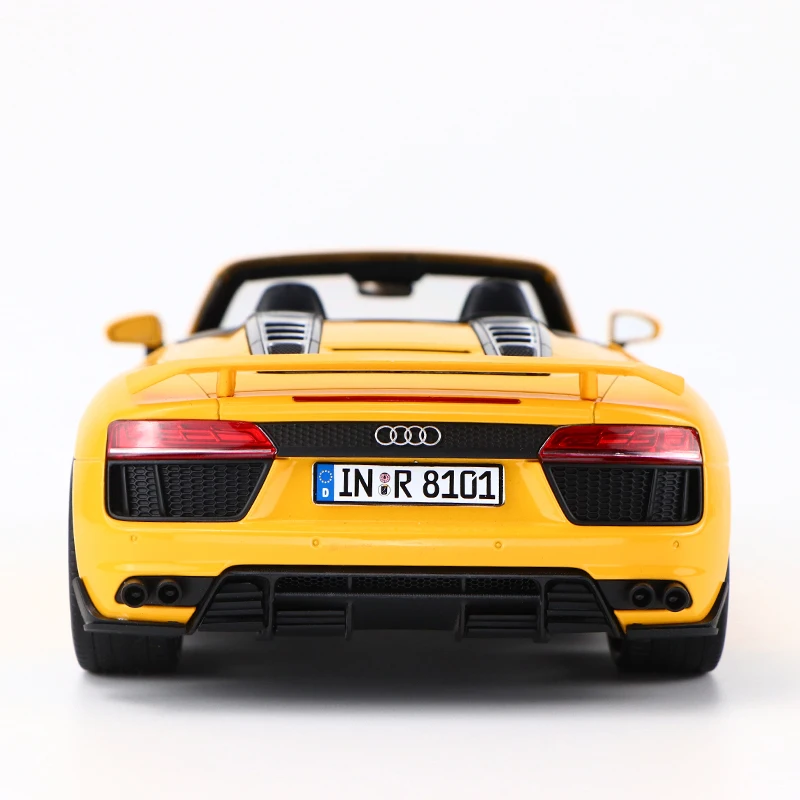 1:18 AUDI R8 V10 SPYDER редкая коллекция шоу |