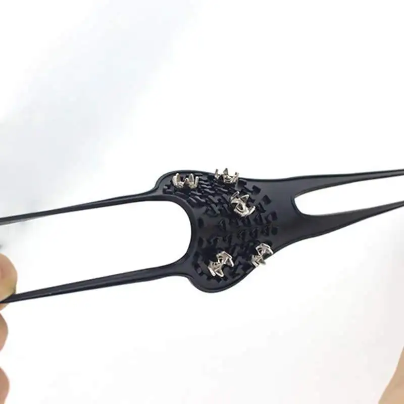 

Universal Non-Slip Gripper Spikes