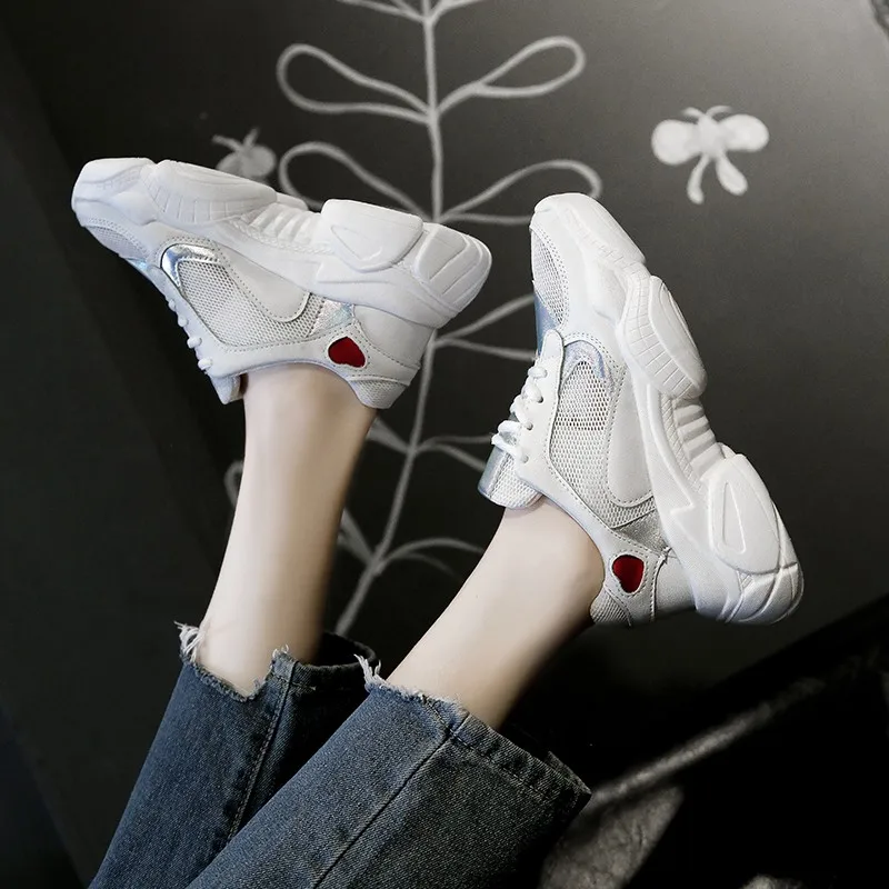 

Chunky Women's Sneakers 2019 Fashion Women Platform Shoes Lace Up Vulcanize Shoes Womens Increase Female Trainers Dad Shoes
