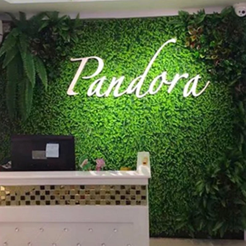 

Festive & Party Supplies