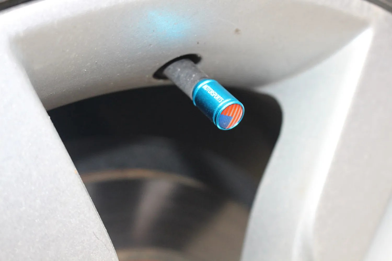 DSYCAR 4 шт./компл. флаг США колпачки на клапаны шин велосипеда пылезащитные Чехлы