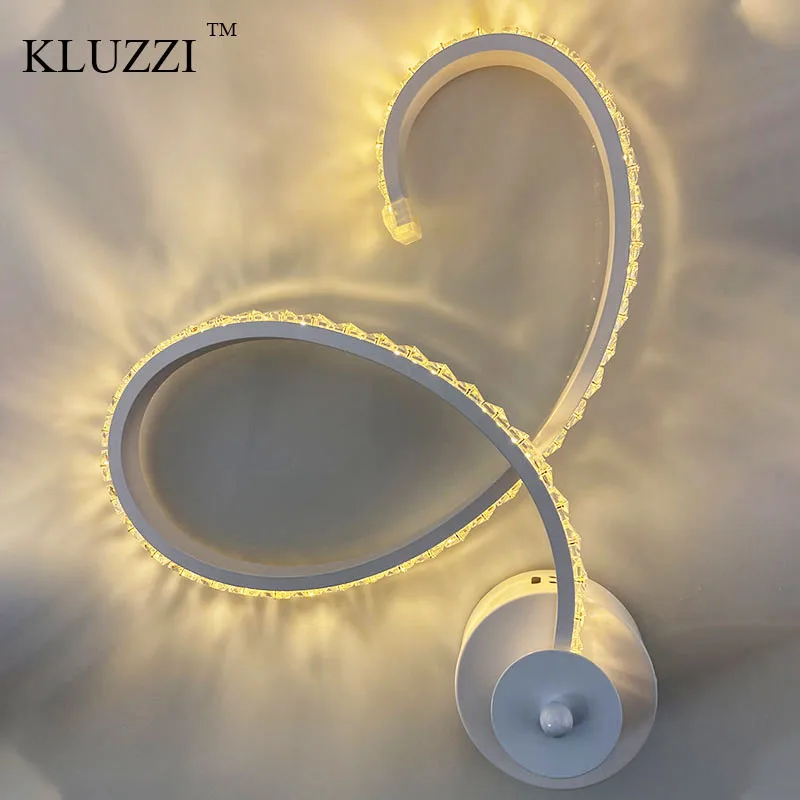 Настенный светильник в скандинавском стиле светодиодное комнатное бра белого