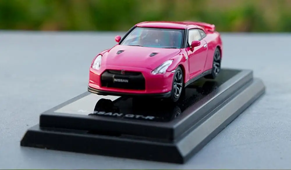 Модель автомобиля под давлением 1/64 Nissan Skyline GT-R R35 коллекция игрушек подарок перо |