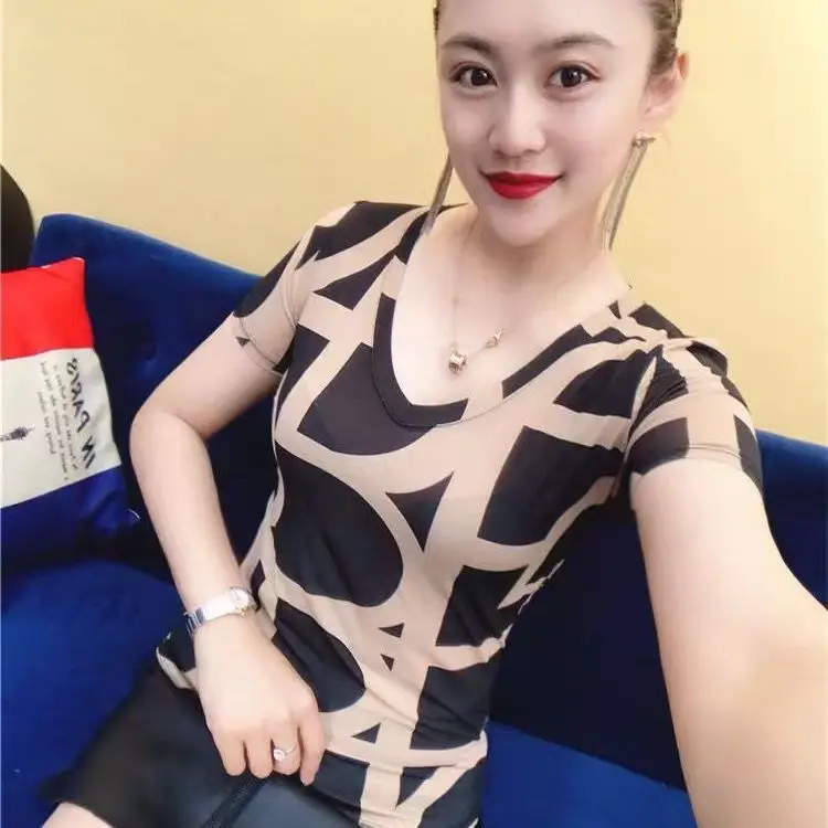 

Early spring short sleeve T-shirt women's foreign style printed Plaid top summer sexy tight blouse