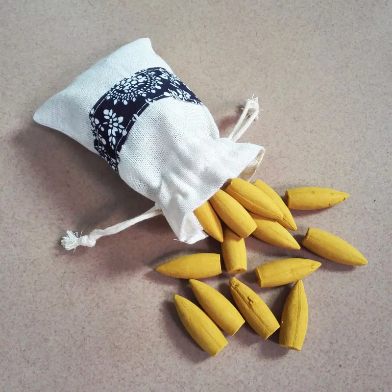 Национальный мешок продлевает длинный дым обратного благовония s сандалового