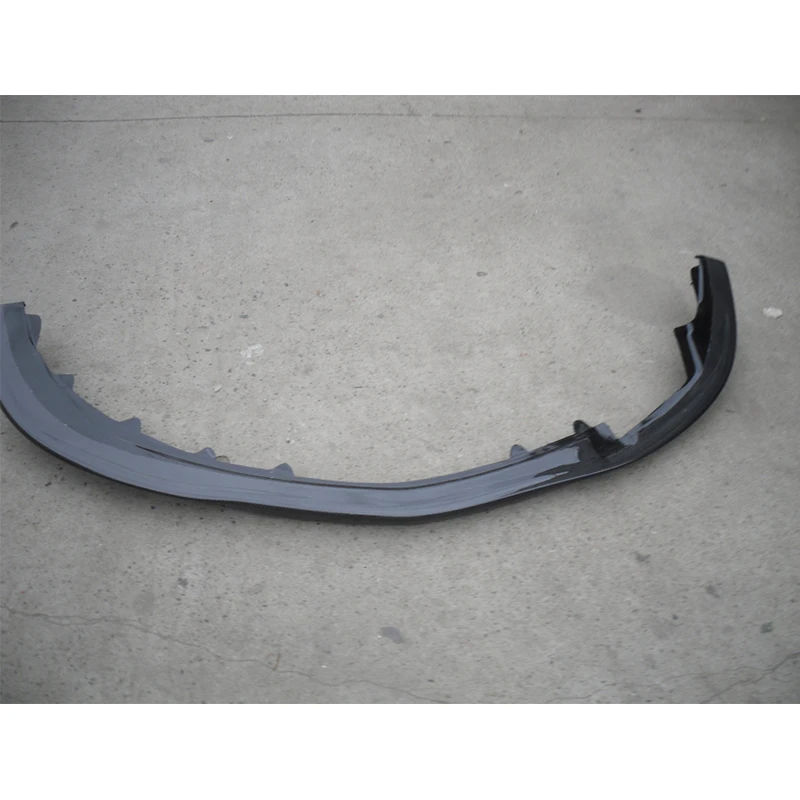 Распределитель губ для переднего бампера из углеродного волокна EVOLUTION EVO 9 RALLIART |