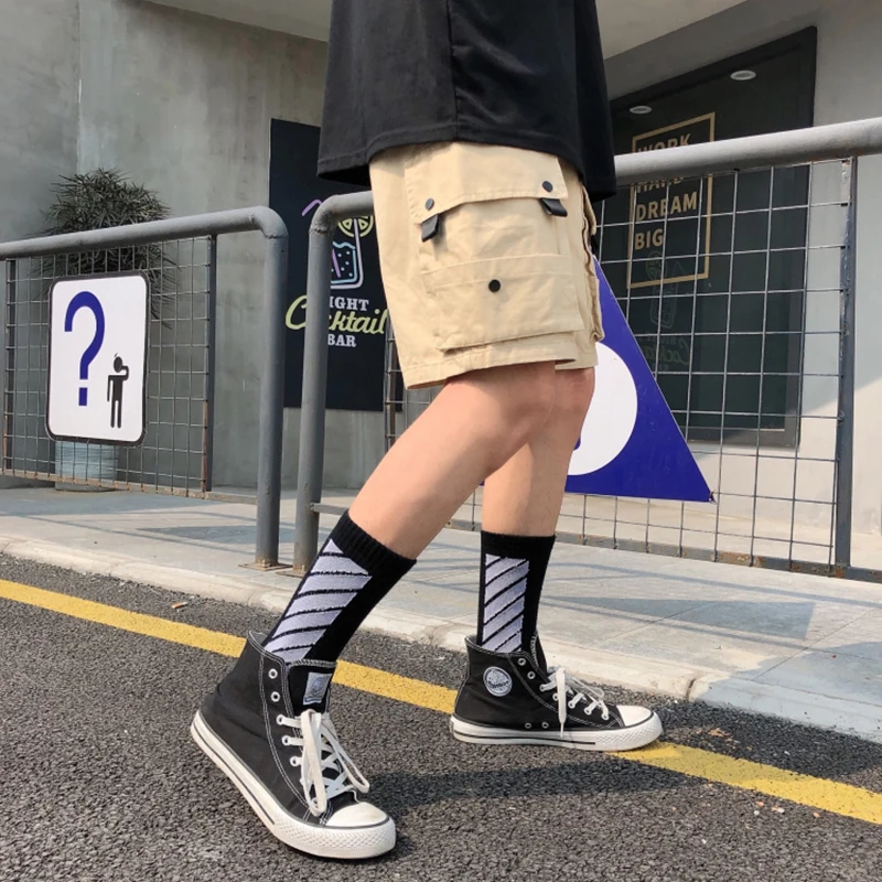 

2021 new tooling shorts women's jogging multifunctional shorts women's cotton leisure sports loose shorts lovers pants