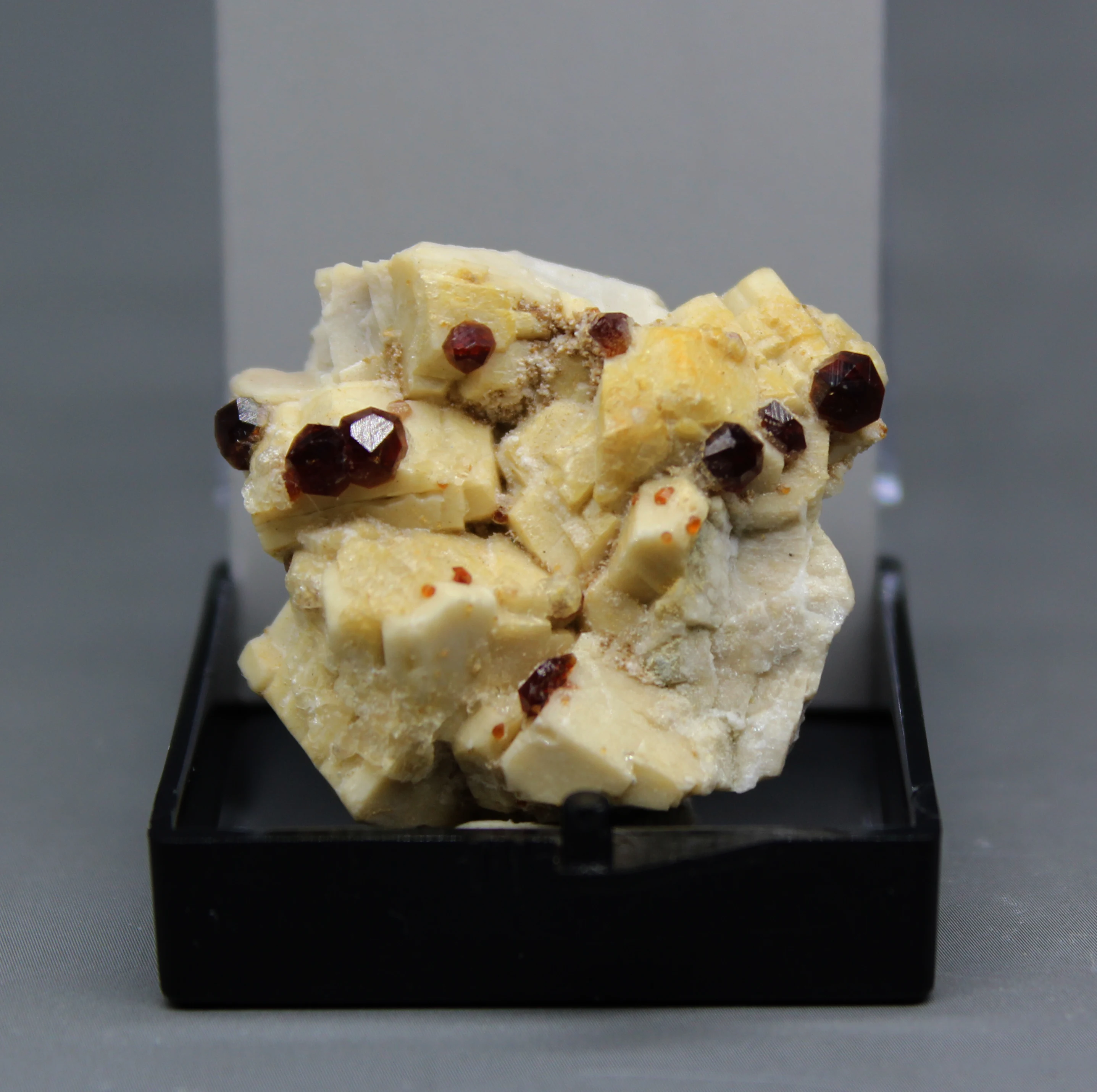 100% natural Garnet mineral specimen stones and crystals healing quartz gemstones free shipping Free box | Дом и сад