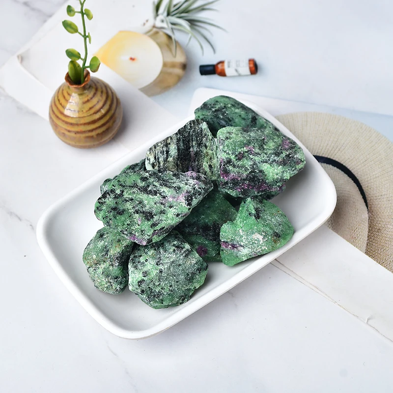 Натуральный эпидот сырая руда нерегулярное лечение зеленый кварц рейки Лечение