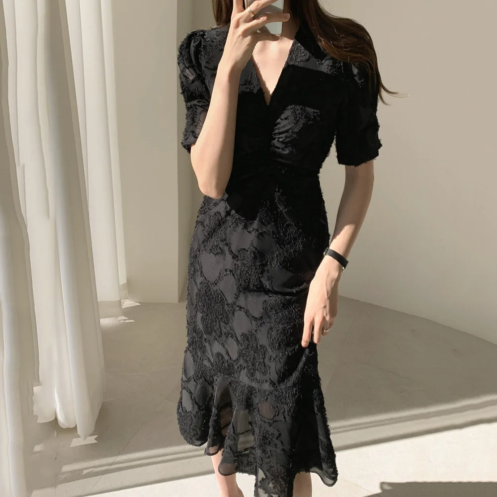 Милое простое женское платье русалки однотонное белое черное с высокой талией v