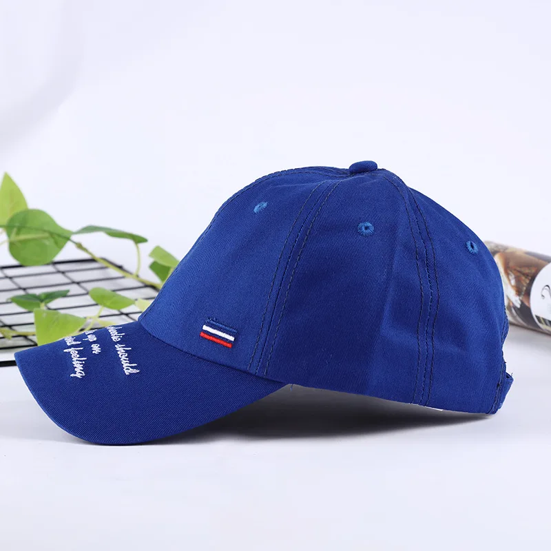 Korean fashionista spring and summer baseball cap male embroidered alphabet duck tongue outdoor sunshade hat female |