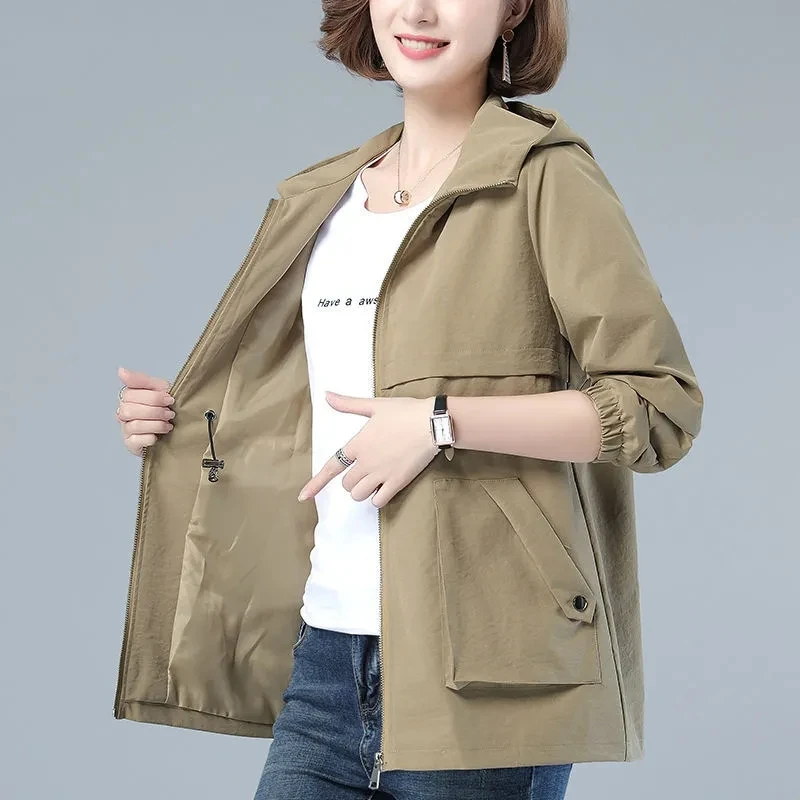 

2021 Autumn Spring Womens Windbreaker New Korean Wild Loose Hooded Outwear Tops Fashion Loose Jacket Female Windbreaker Coat