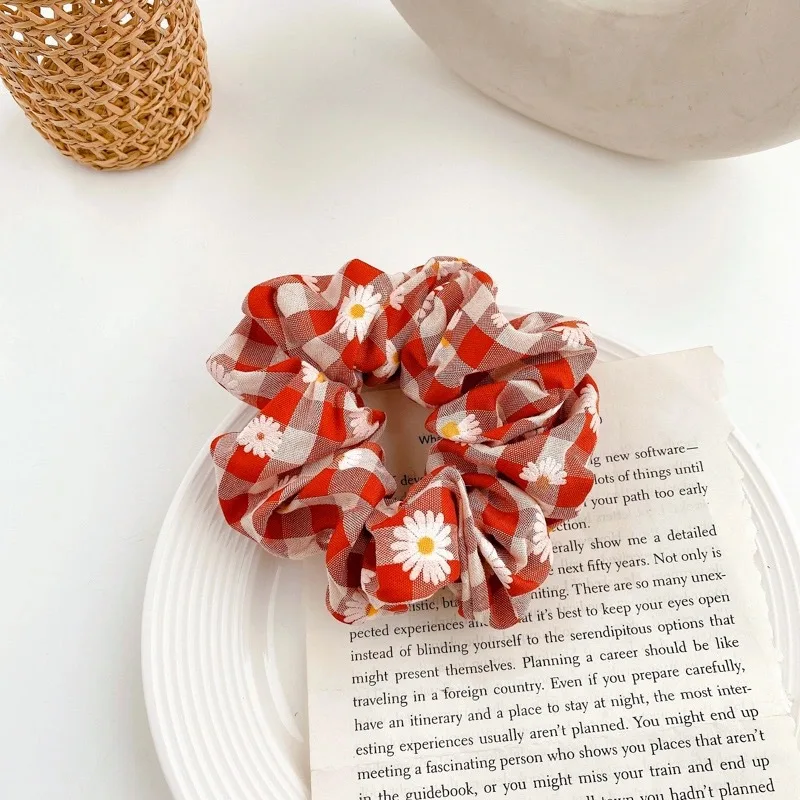 Скрунчи для волос для девочек Sweet Girls с держателем из шифона Желтая петуния Беззавывательные резинки для волос с резинкой для пони и эластичной ободкой.