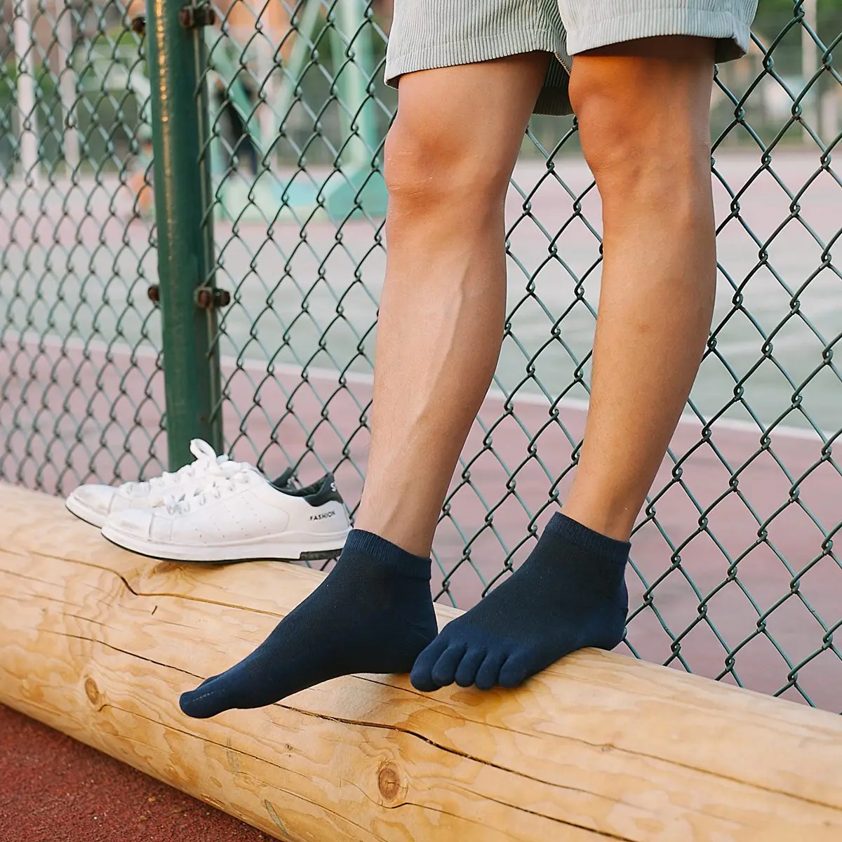 Носки мужские с пятью пальцами дышащие хлопковые однотонные для бега спорта