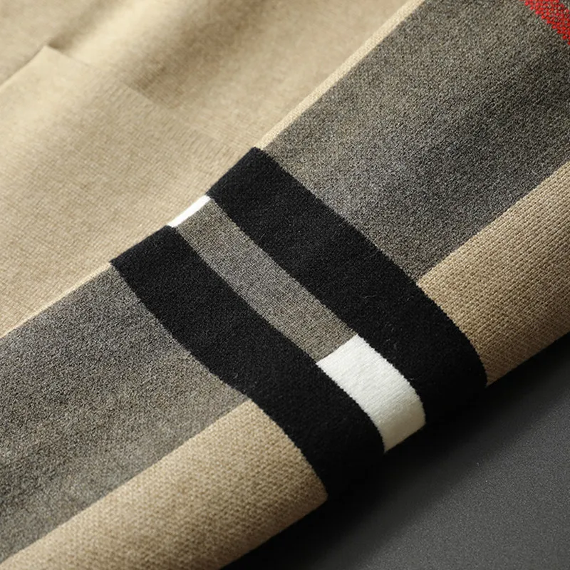 

2021 Brand clothing Fashion men's plaid sweater casual cardigan Europe station men's knit sweater slim fit versatile coat S-5XL