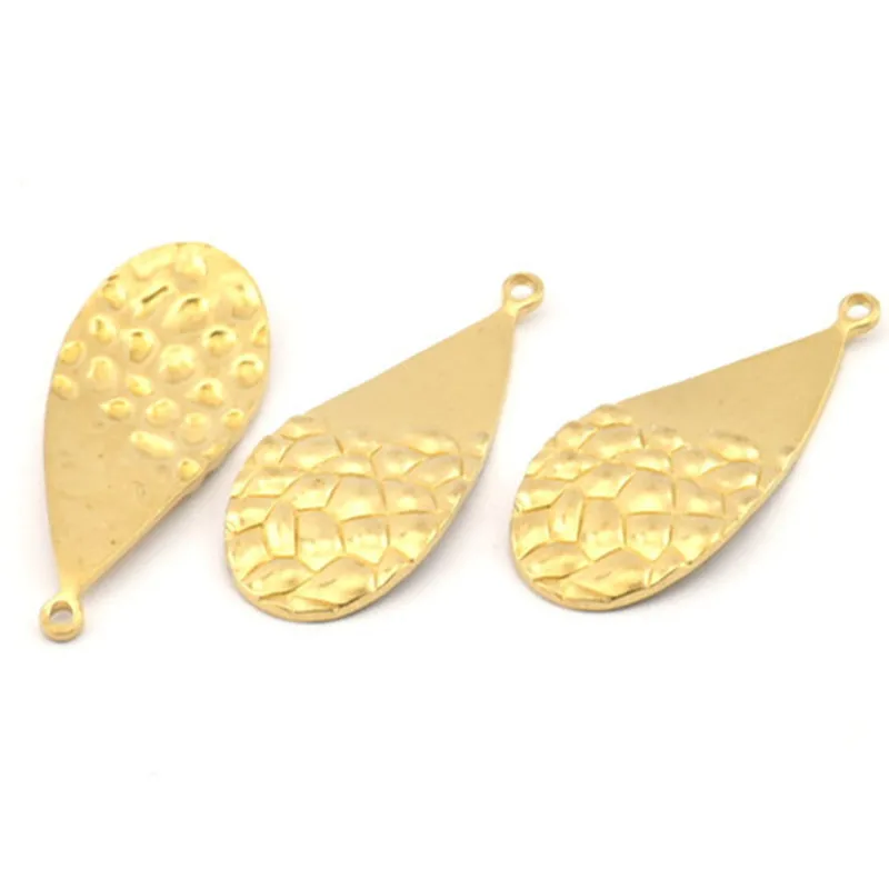 

Подвески из сырой латуни D1260.d1211.d1086.D1203.d1099.d1172.d942.d1002.d1032.