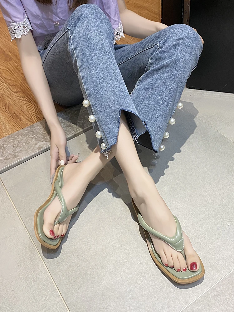 

Med Shoes Womens Slippers Outdoor Rubber Flip Flops Luxury Slides Pantofle Heeled Mules Shale Female Beach Summer Hawaiian Desig