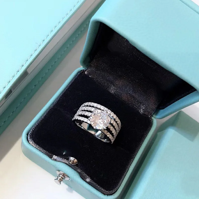 

TIF Original 1:1 LOGO Sparkling Hollow Four-claw Center Stone Ring High Quality Luxury Jewelry Classic Trend Brand Gift Proposal