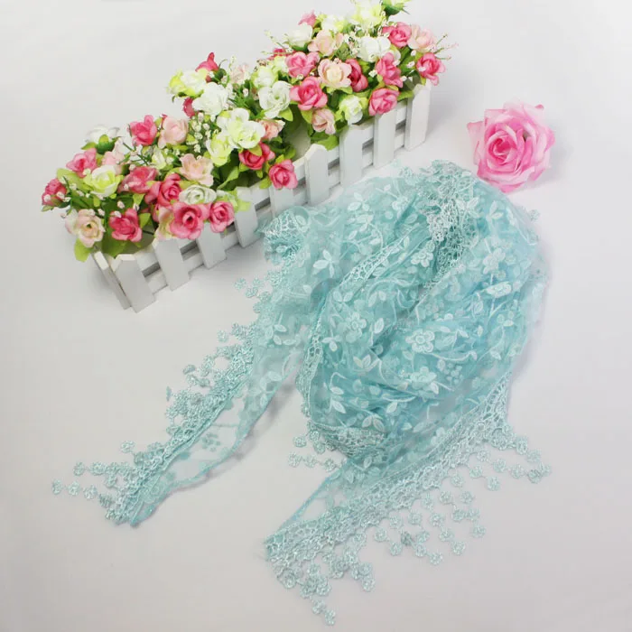 Женский шарф с кисточками кружевной треугольный цветочным принтом шифоновая