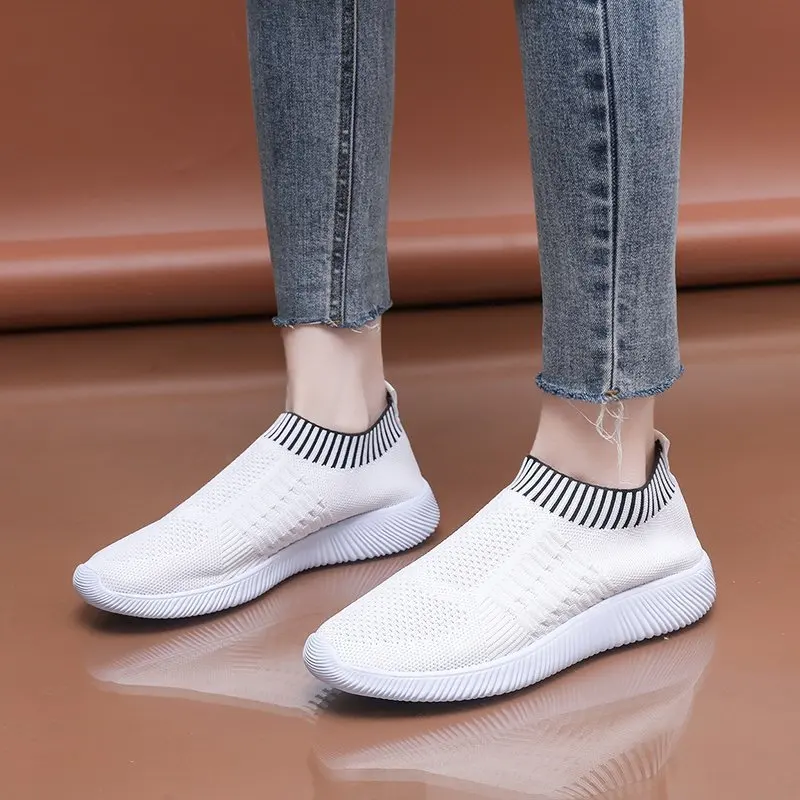 Breathable Womens Flat Shoes Slip On Lightweight Female Sneakers Summer Autumn Casual Chaussures Femme Shoes Mesh PW052