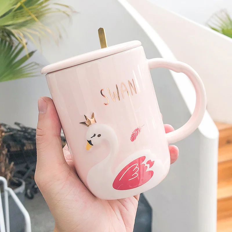 

High quality relief swan ceramic mug with spoon lid,400ml Colorful glaze Breakfast Mugs Water Lovers Cup unique tea Cups