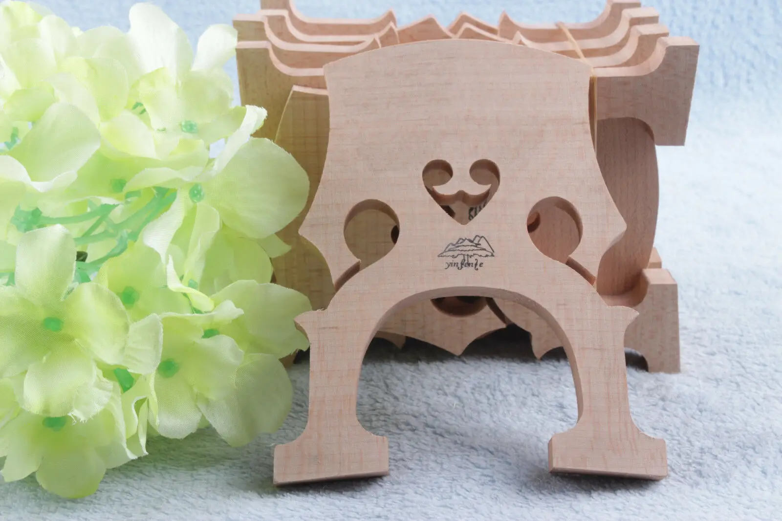 

One piece 1/2 4/4 Cello Bridge Nice Flame Maple Wood Cello Parts Accessories