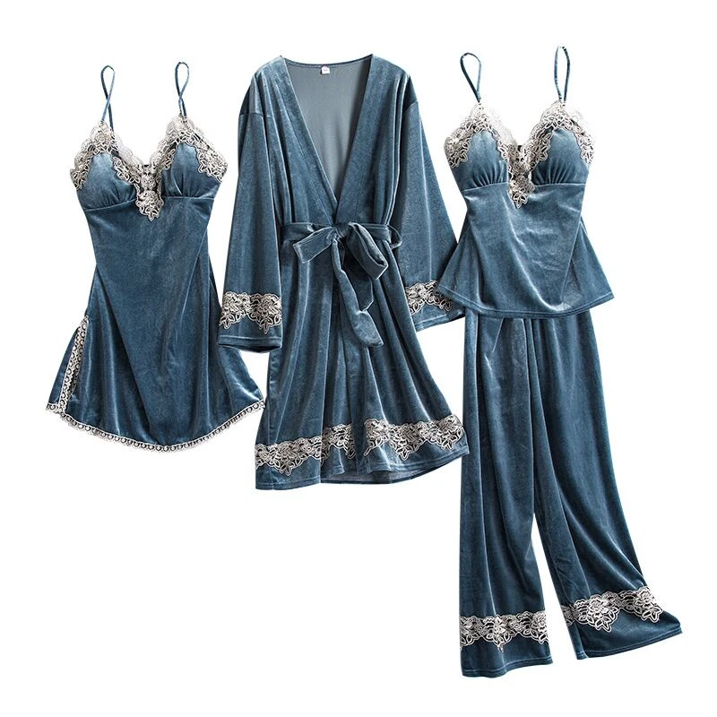 

Зимние бархатные пижамы, комплект для женщин, мягкая теплая пикантная пижама с вышивкой, PJS, 4 шт., ночная рубашка на бретелях с длинным рукаво...