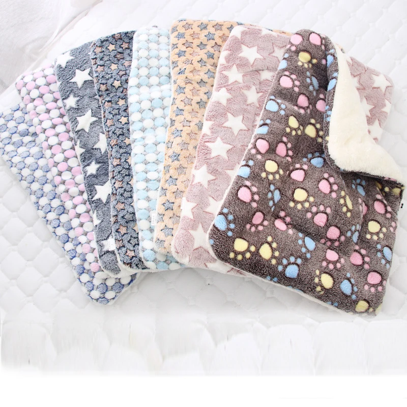 

Flannel Thickened Pet Fleece Pad Pets Blanket Bed Mat For Puppy Dog Cat Sofa Cushion Home Washable Rug Keep Warm Sleeping Cover